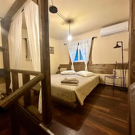 Selana House With Outdoor Pool Мастихари