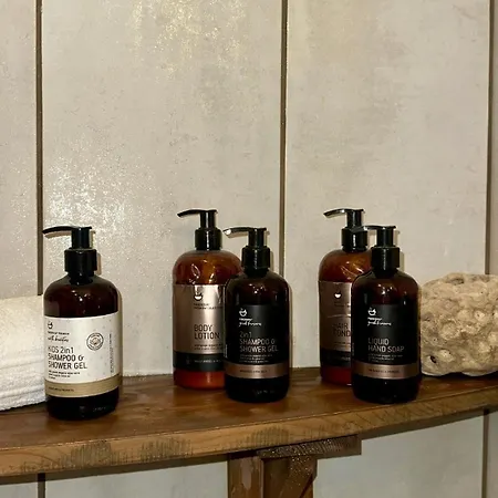 Selana House With Outdoor Pool Semesterbostad *