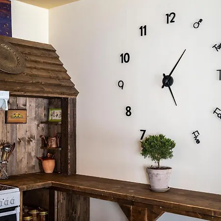 Selana House With Outdoor Pool Nyaraló Masztihári