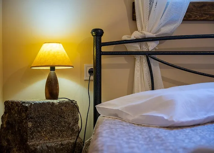 펜션 Selana House With Outdoor Pool 마스티차리